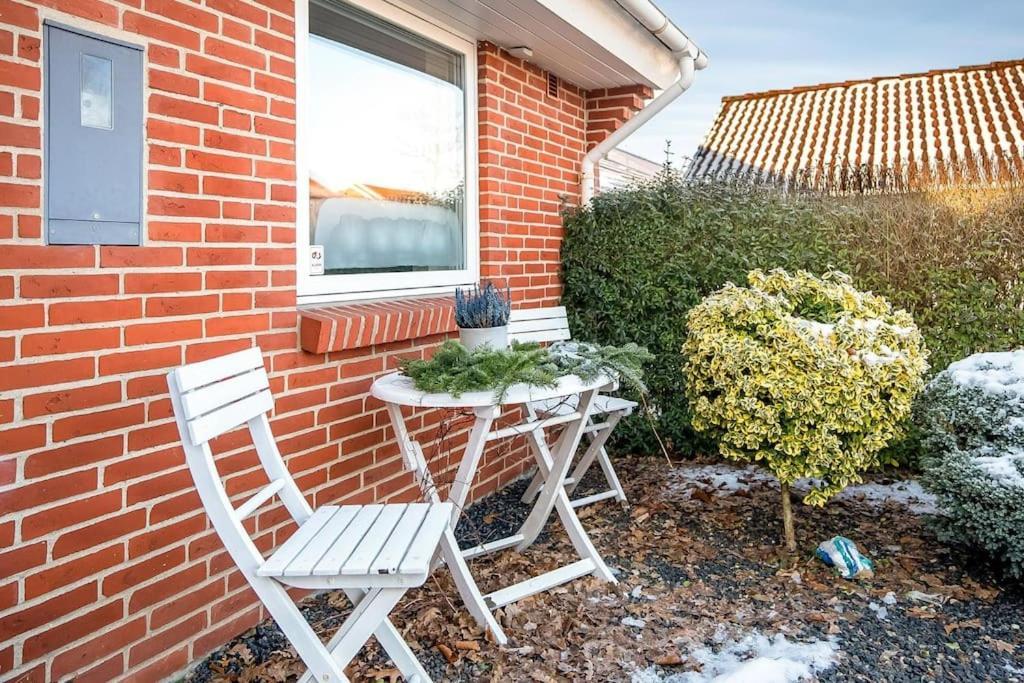 Nice And Cozy Family House At Billund Center Exterior photo