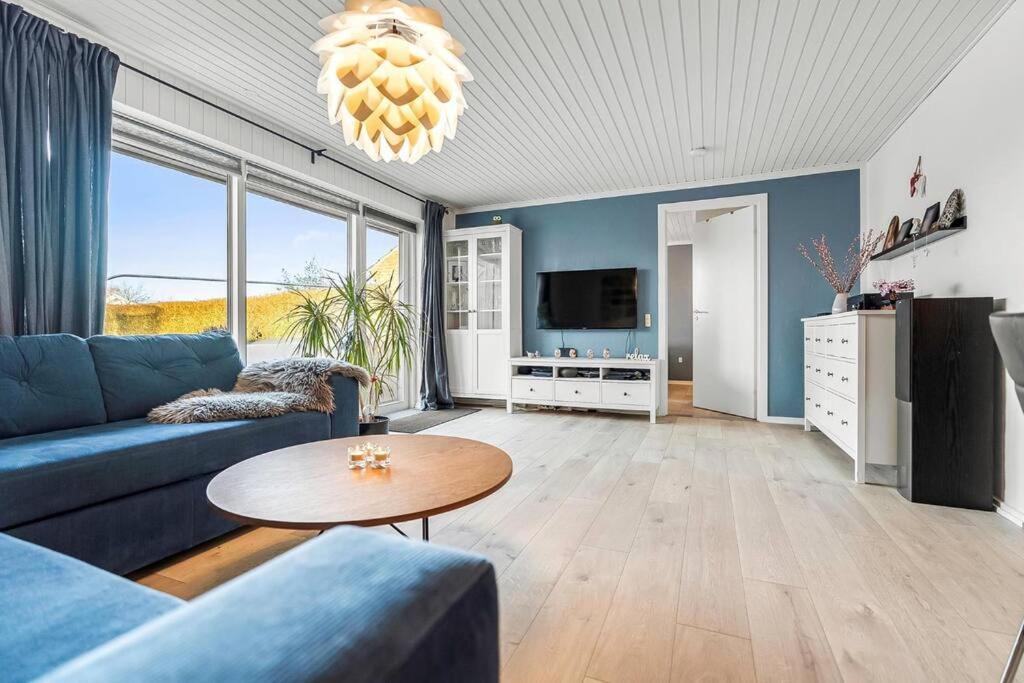 Nice And Cozy Family House At Billund Center Exterior photo